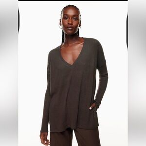 Aritizia The Group Babaton Brown Traverse Longsleeve